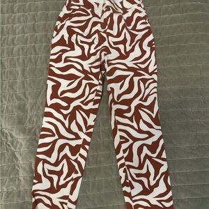 SPANX Beige and White Patterned Pants
